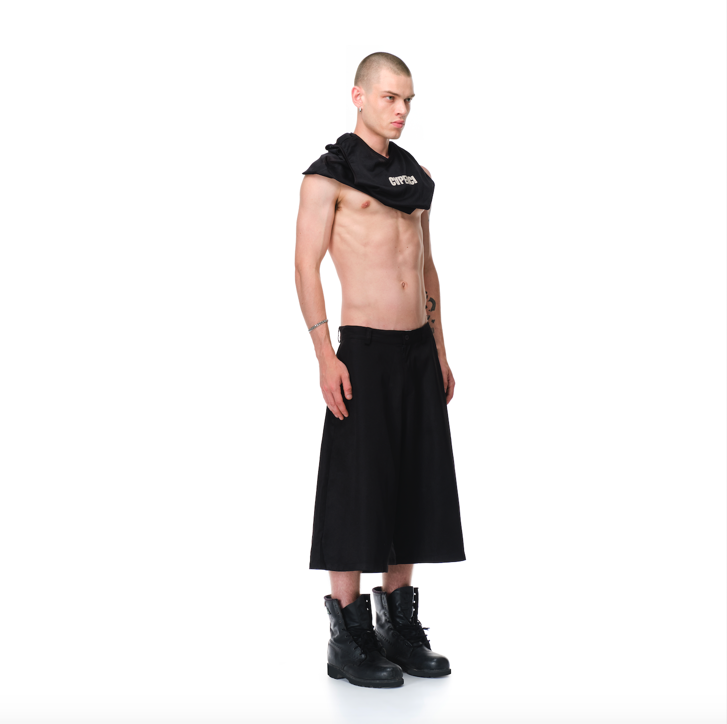 LOW CROTCH TROUSER SHORTS